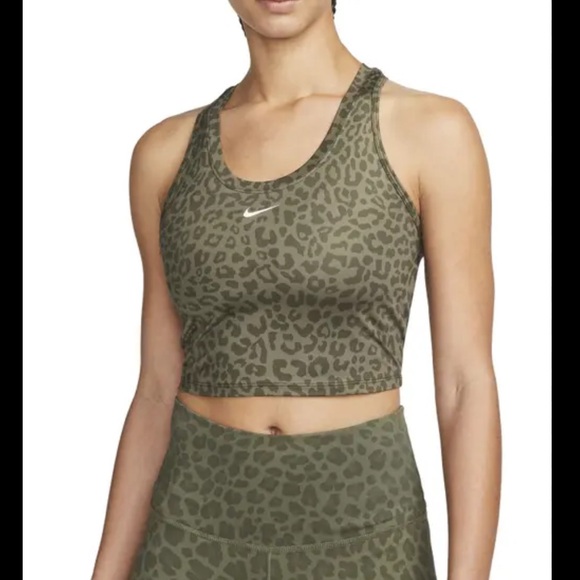 Nike Dri Fit One Leopard TankSlim Fit